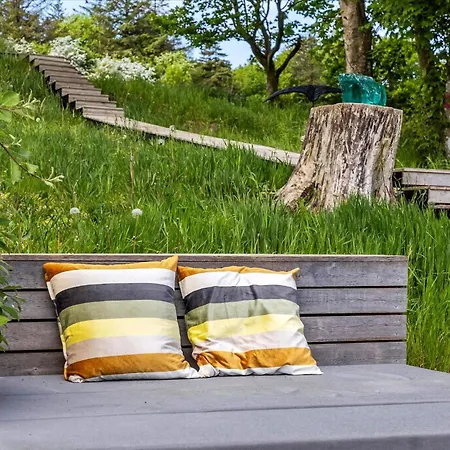 Beautiful House In Fantastic Surroundings *
