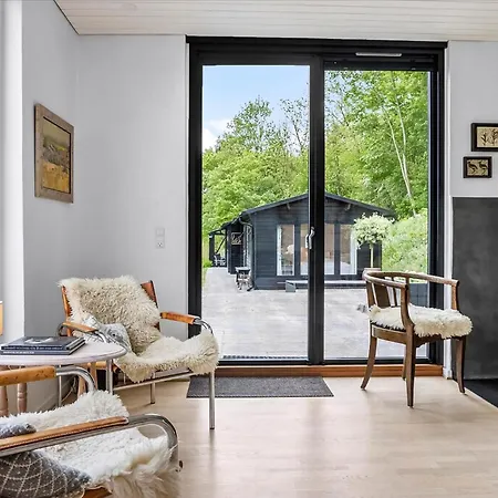 Beautiful House In Fantastic Surroundings