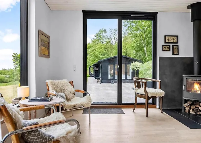 Beautiful House In Fantastic Surroundings Ferienhaus