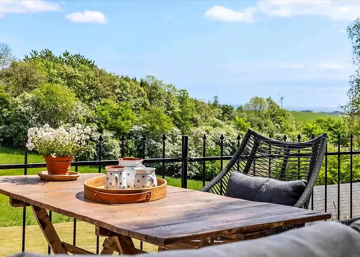 Beautiful House In Fantastic Surroundings Ferienhaus